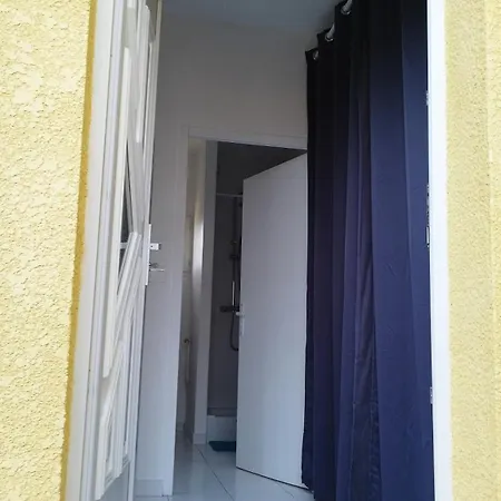 דירה Chez Aurelie Et Julien, *